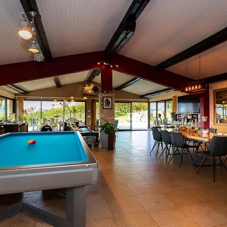 Maison Avec Piscine Et * Saint-Jean-d'Arvey