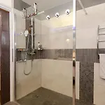 Maison Avec Piscine, Et Jacuzzi Holiday home *