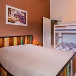 Holiday home Maison Avec Piscine, Et Jacuzzi
