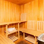 Maison Avec Piscine, Et Jacuzzi Holiday home